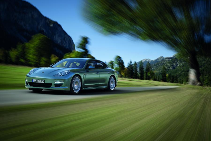  Porsche Panamera Diesel 2011 года  (фото 30 из 37)